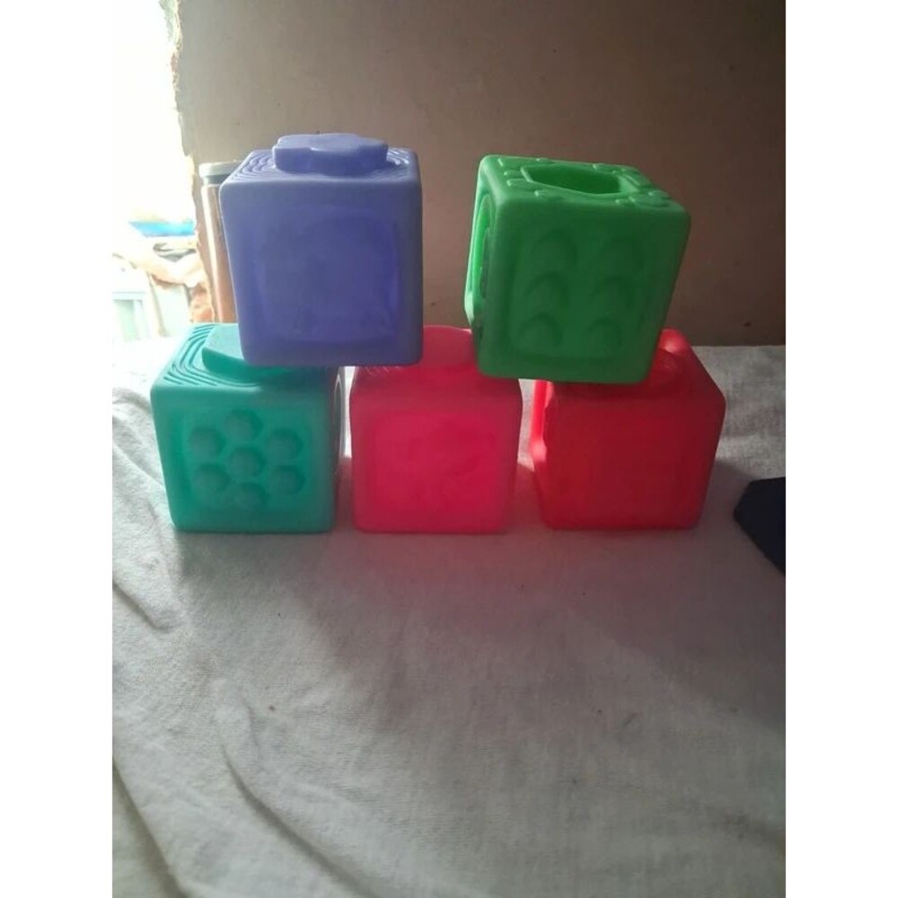 Stacking blocks